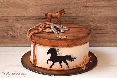 Horse cake.. - Cake by Lorna