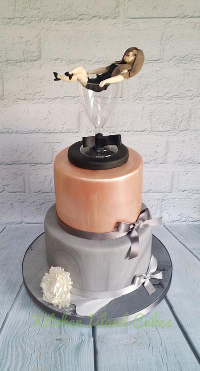 Rose gold and marble cake - Cake by Kitchen Island Cakes