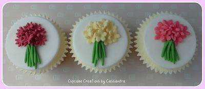 Mothers Day Cupcakes - Cake by Cupcakecreations