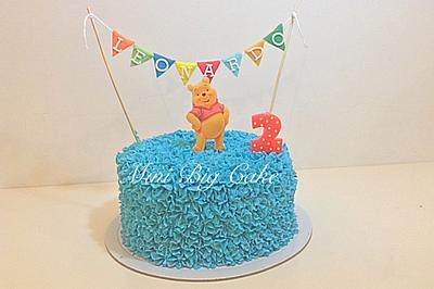 Winnie the Pooh  - Cake by Minibigcake