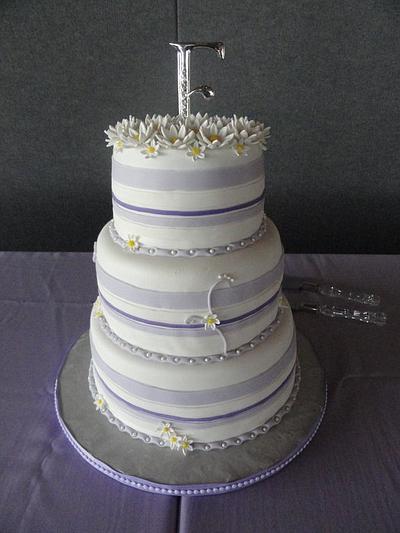Lavendar Wedding - Cake by Rosalynne Rogers
