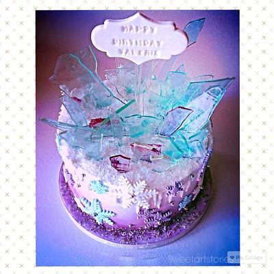 A different "Frozen"cake - Cake by Sweetartstories 