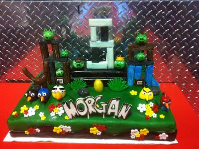 angry birds - Cake by flairgirl