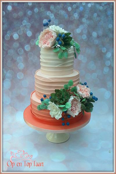 Romantic Coral Austin Rose - Cake by Op en Top Taart
