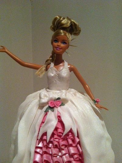 Barbie Princess  - Cake by Shirley Jones 