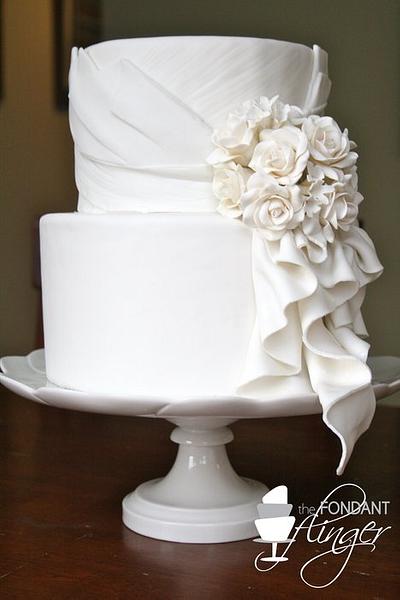 My 1st wedding cake! - Cake by Rachel Skvaril