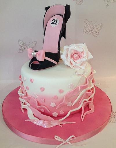 Shoe cake - Cake by Samantha's Cake Design