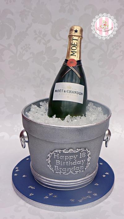 Champaign for Brandan - Cake by Sweet Surprizes 