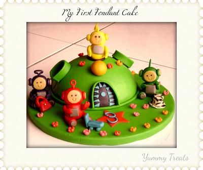 My First Fondant Cake - Cake by YUMMY TREATS