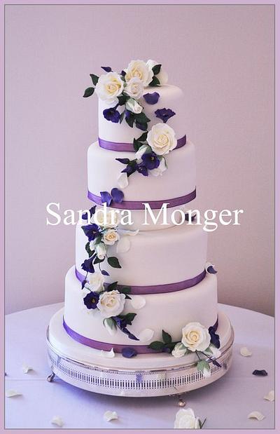 What no pink! - Cake by Sandra Monger