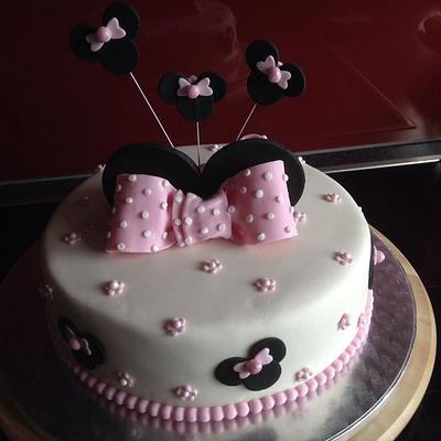 Minnie-Cake - Cake by Monika Klaudusz