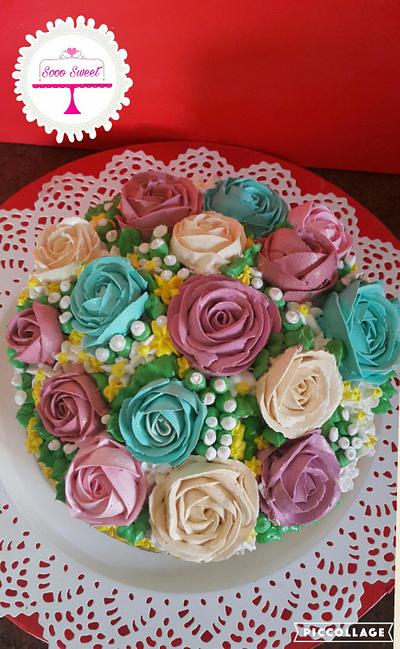 Flower cake - Cake by Sozysayed
