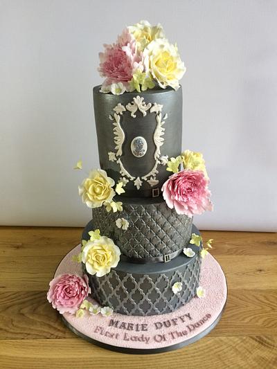 Grey & Silver - Cake by Alanscakestocraft