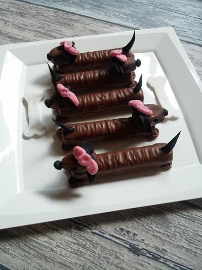 Twix bar dogs - Cake by Pien Punt