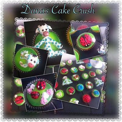 Giraffe and ladybug cupcakes - Cake by Dana Bakker