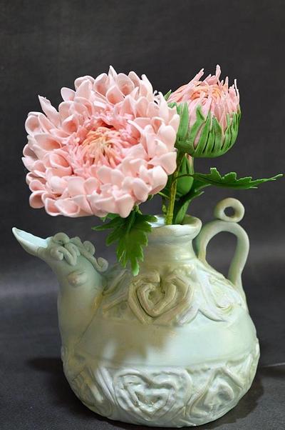 carved ewer with sugar chrysanthemums - Cake by  Despina Vrochidou