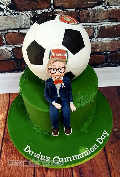 Davin - Arsenal Communion Cake - Cake by Niamh Geraghty, Perfectionist Confectionist