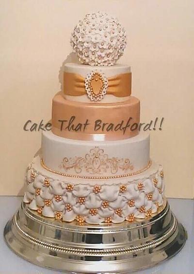 gold wedding cake - Cake by cake that Bradford