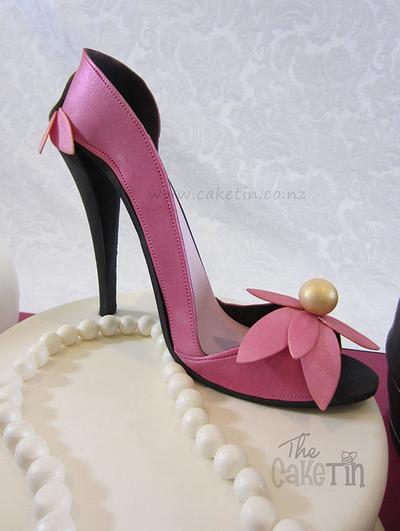 Versace Stiletto - Cake by The Cake Tin