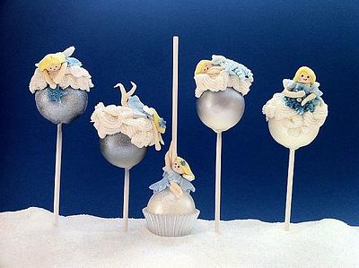 Angel Cake Pops - Cake by Maria