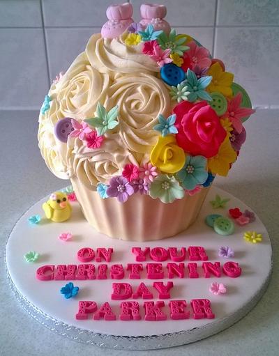 Christening giant cupcake - Cake by T cAkEs