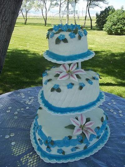 Heart wedding cake - Cake by Cindy White