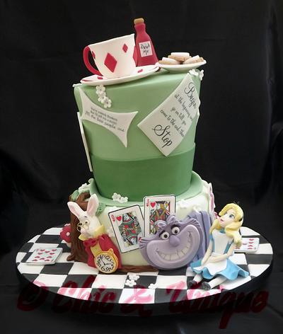 Alice in Wonderland - Cake by Sharon Young