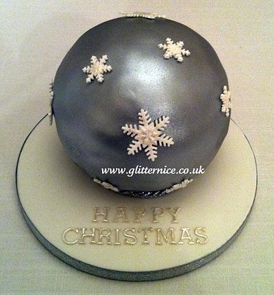 Silver Christmas Bauble Cake - Cake by Alli Dockree