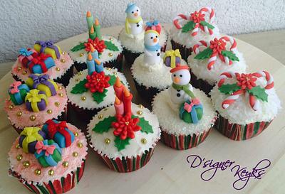 Christmas Cupcakes - Cake by Phey