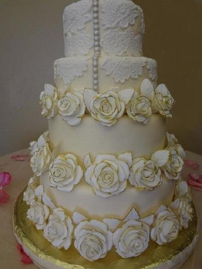 Rebecca's wedding - Cake by Melanie