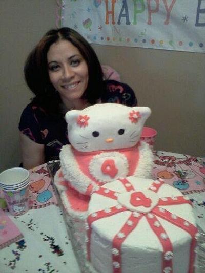 Hello Kitty - Cake by maribel