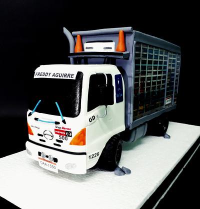 Cake Camion - Cake by Nurisscupcakes