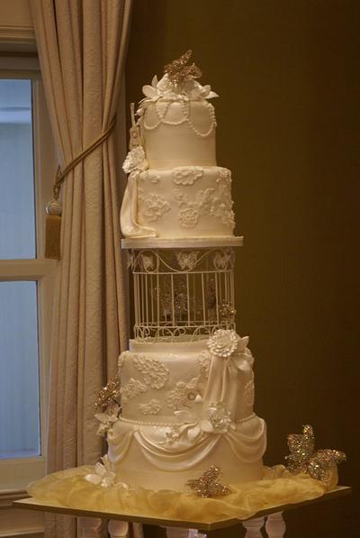 Butterfly Bird Cage - Cake by Kelly Anne Smith
