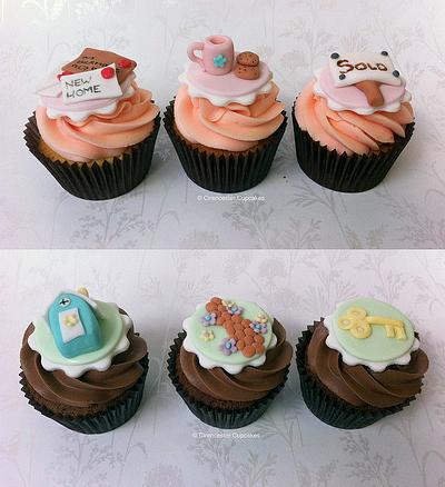 New Home Cupcakes - Cake by Happy_Food