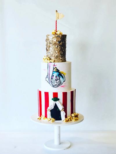 Dumbo Cake - Cake by Chica PAstel