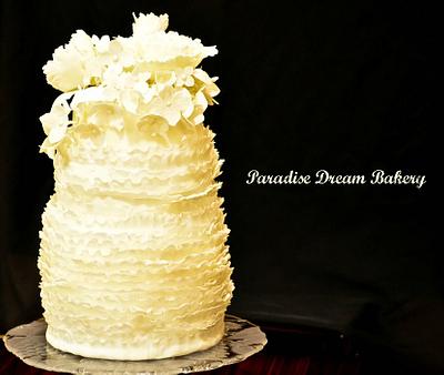 frill wedding cake - Cake by Tema