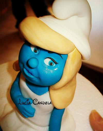 Smurfette - Cake by LUXURY CAKE BY LUCIA CANDELA
