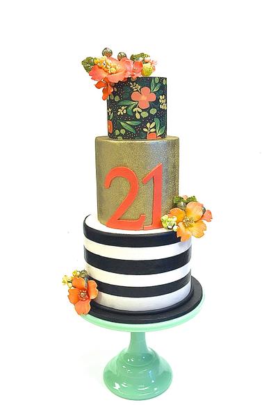 Liz's 21st  - Cake by Sweet Love & Cake