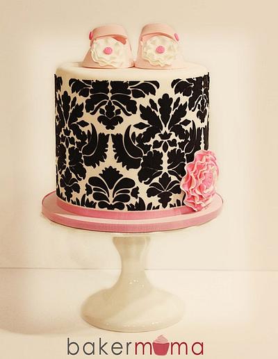 Damask baby shower cake - Cake by Bakermama