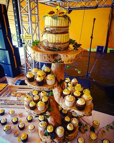 Festival wedding - Cake by Stacys cakes