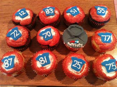 Belichick and the boys cupcake style  - Cake by michelle 