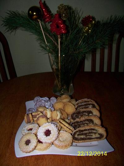 I wish you all a Merry Christmas. At my table traditional Polish Christmas cookies. - Cake by Agnieszka