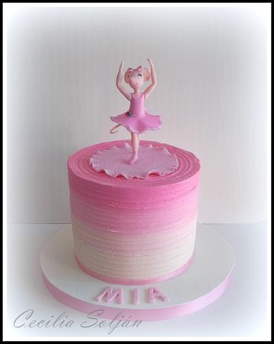 Angelina Ballerina - Cake by Cecilia Solján