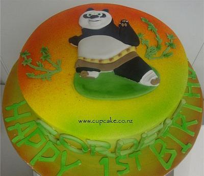 Kung Fu Panda - Cake by cupcakenz