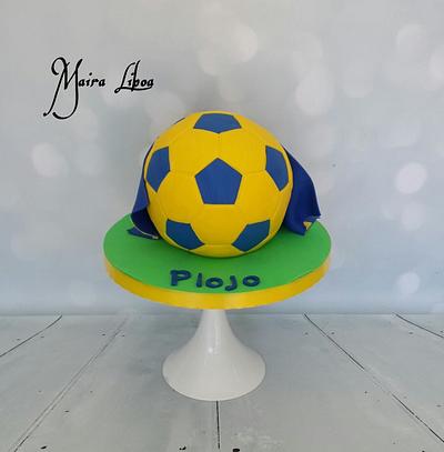 Soccer ball - Cake by Maira Liboa