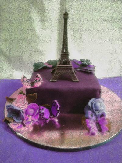 Eiffel Tower - Cake by susana reyes