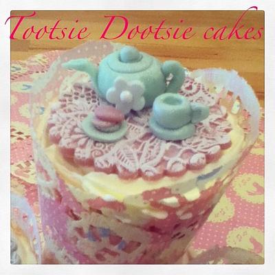 Afternoon tea cupcakes - Cake by Tootsiedootsie1