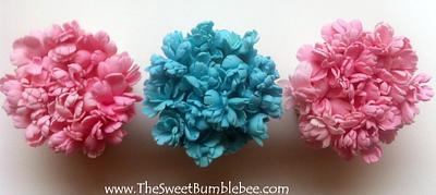 Carnation Cupcakes - Cake by TheSweetBumblebee