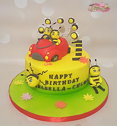 Bee movie  - Cake by Michelle Donnelly