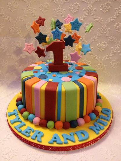 Starburst rainbow cake - Cake by Jip's Cakes